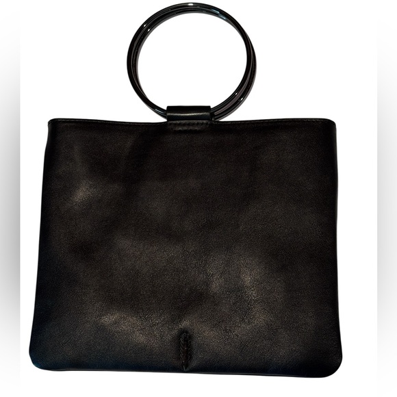 Thacker
Leather Le Pouch Bangle - Picture 3 of 8